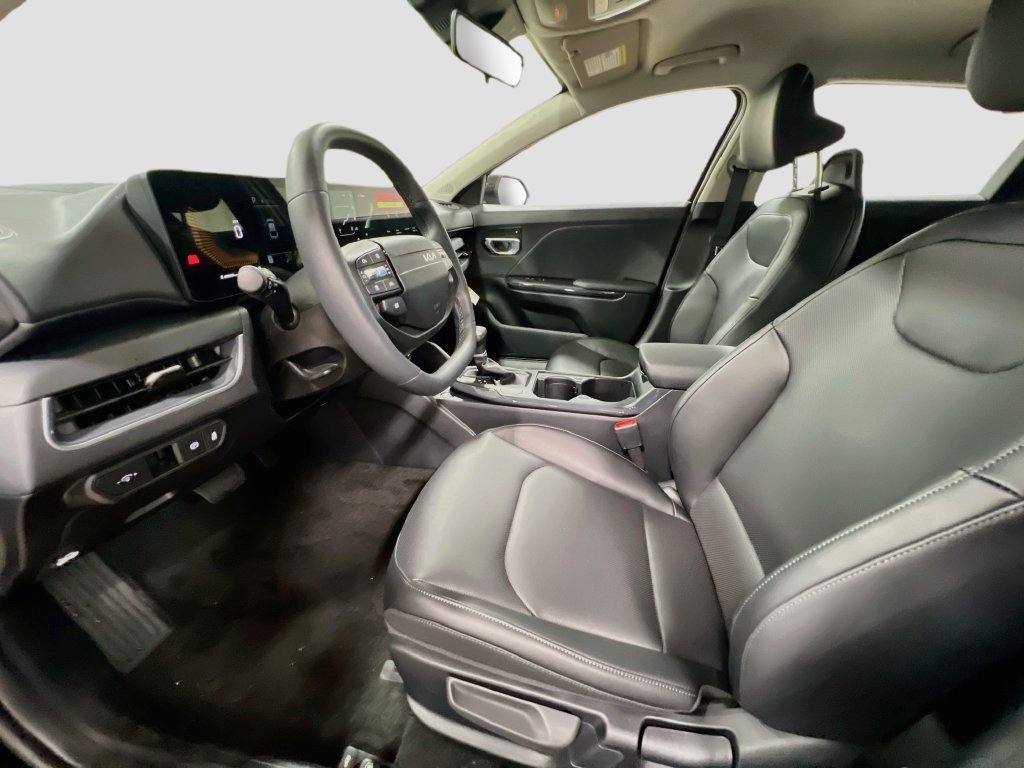 New 2026 Kia K4 EX FWD image 21