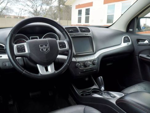 Used 2016 Dodge Journey R/T image 17