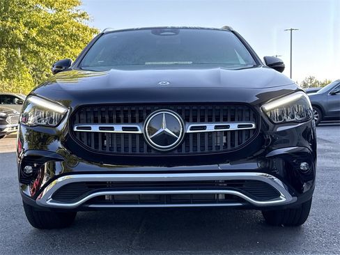 Certified 2025 Mercedes-Benz GLA 250 image 8