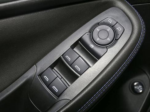 Used 2025 Buick Encore GX Sport Touring w/ Experience Buick Package AWD/4WD image 36