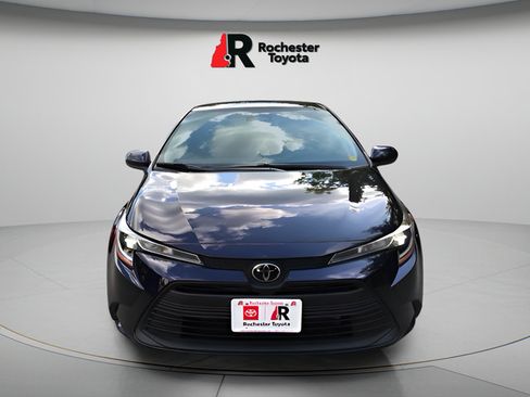 Certified 2024 Toyota Corolla LE FWD image 2