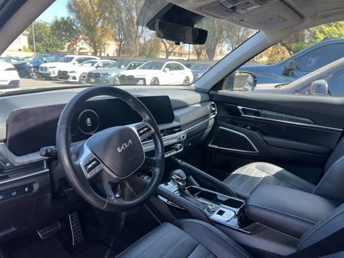 Used 2023 Kia Telluride SX Prestige AWD/4WD image 12
