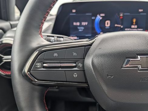 Used 2024 Chevrolet Equinox EV RS FWD image 21