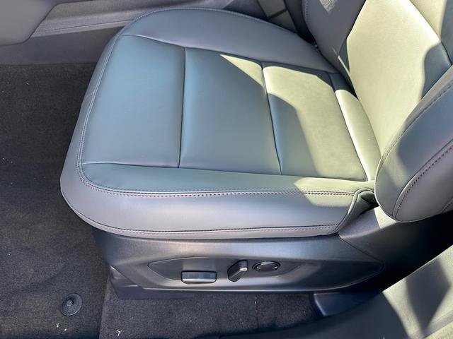 New 2027 Ford Explorer Active w/ Active Comfort Package AWD/4WD image 10