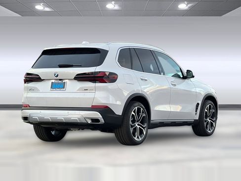 New 2026 BMW X5 xDrive40i image 9