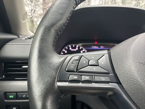 Used 2025 Nissan Sentra SV w/ All-Weather Package image 27