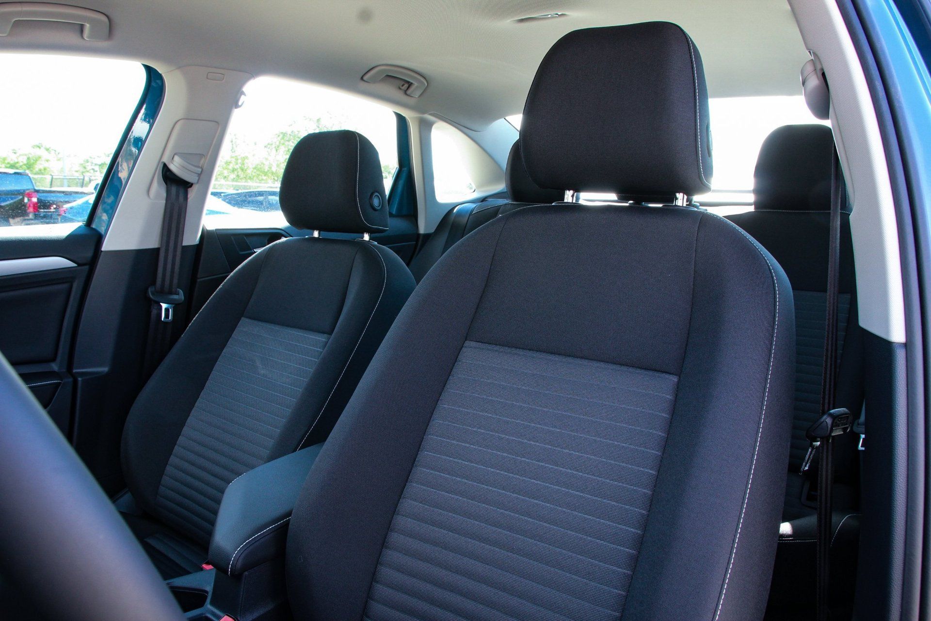 Certified 2026 Volkswagen Jetta SE FWD image 10