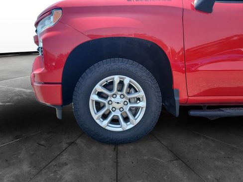 Used 2022 Chevrolet Silverado 1500 RST AWD/4WD image 14