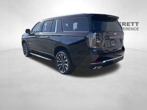 New 2026 Chevrolet Suburban High Country w/ Sun And Tow Package AWD/4WD image 5