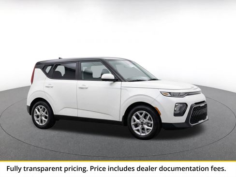 Used 2025 Kia Soul LX w/ LX Technology Package FWD image 1