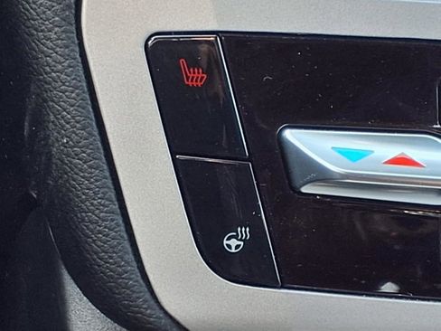 Certified 2023 Ford Explorer XLT w/ Equipment Group 202A image 3