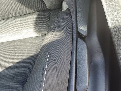 Used 2025 Toyota Corolla SE FWD image 19