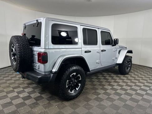 Used 2024 Jeep Wrangler Unlimited Rubicon 4xe image 3