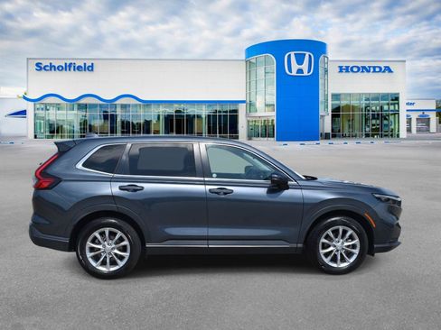 Used 2025 Honda CR-V EX-L image 2