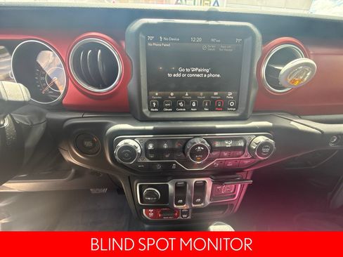Used 2023 Jeep Wrangler Rubicon w/ LED Lighting Group AWD/4WD image 10