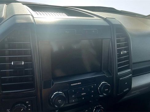 Certified 2019 Ford F150 XL w/ Equipment Group 101A Mid image 21