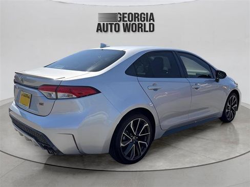 Used 2021 Toyota Corolla SE FWD image 12