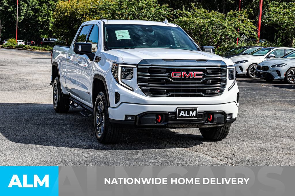 Used 2022 GMC Sierra 1500 AT4 w/ AT4 Preferred Package AWD/4WD image 4