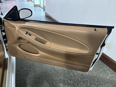 Used 1998 Ford Mustang GT image 15