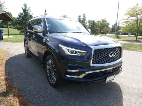Used 2019 INFINITI QX80 Luxe w/ 22" Wheel Package image 3