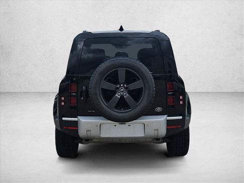 Used 2020 Land Rover Defender 110 HSE AWD/4WD image 6
