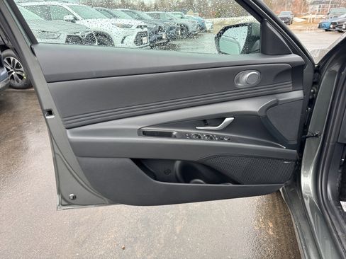 New 2026 Hyundai Elantra Limited w/ Cargo Package FWD image 22