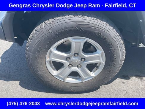 Used 2022 Jeep Wrangler Unlimited Sport AWD/4WD image 59