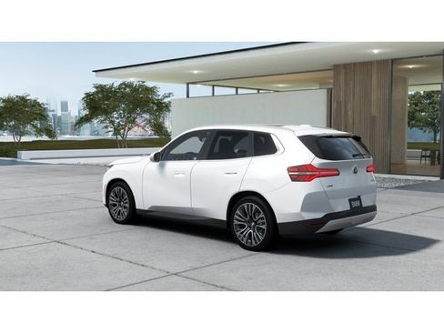 New 2026 BMW X3 xDrive30 w/ Premium Package image 2