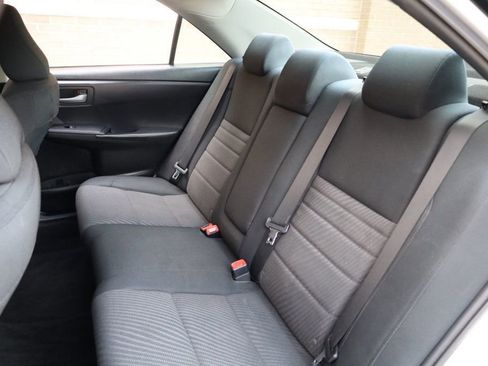 Used 2017 Toyota Camry LE image 18