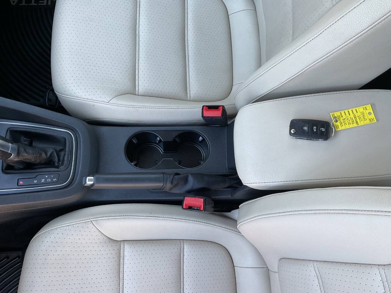 Used 2017 Volkswagen Jetta SE FWD image 27
