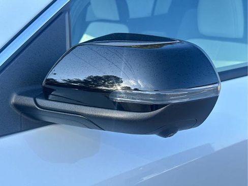 New 2026 Chevrolet Traverse High Country image 12