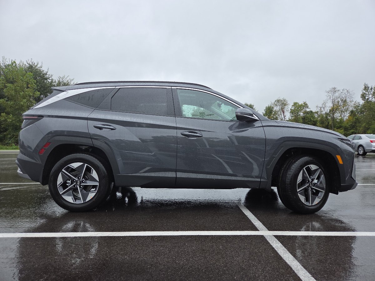 New 2026 Hyundai Tucson SEL w/ Tow & Go Package AWD/4WD image 25