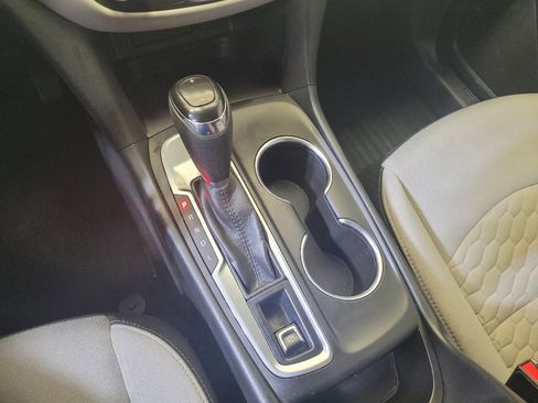 Used 2019 Chevrolet Equinox LS w/ LS Convenience Package FWD image 26