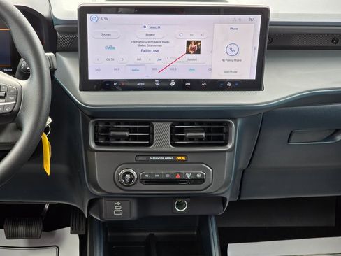 New 2026 Ford Maverick XL image 22