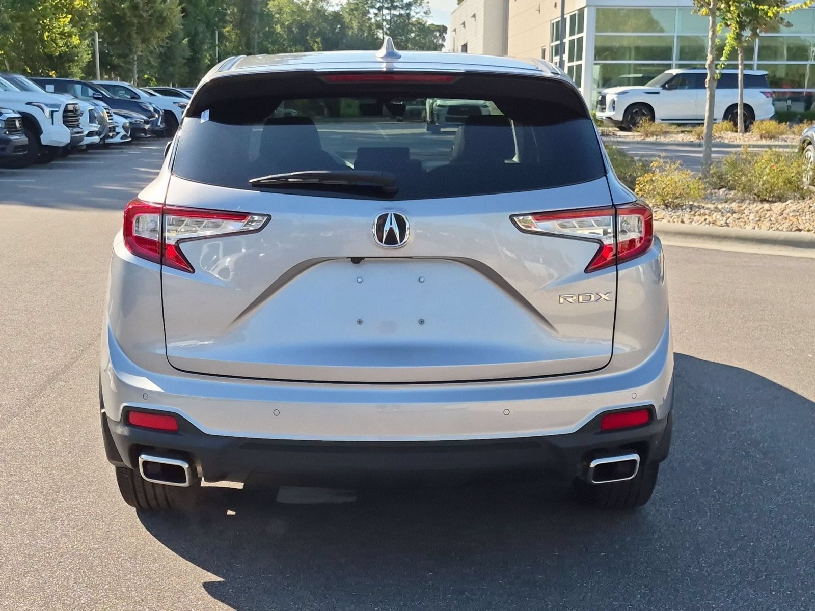 Used 2023 Acura RDX w/ Technology Package FWD image 4