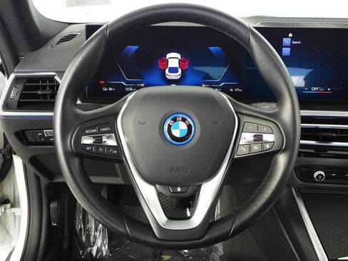 Certified 2023 BMW i4 eDrive35 w/ Premium Package RWD image 27