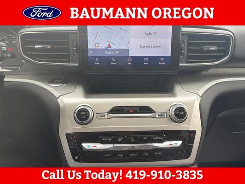 Used 2022 Ford Explorer XLT w/ Equipment Group 202A AWD/4WD image 26