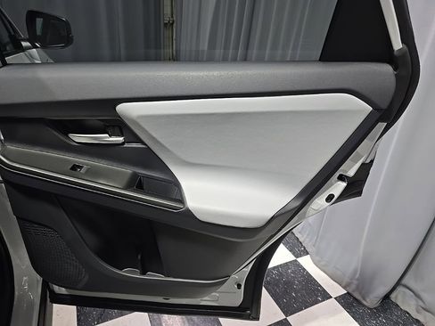New 2026 Subaru Solterra AWD/4WD image 10