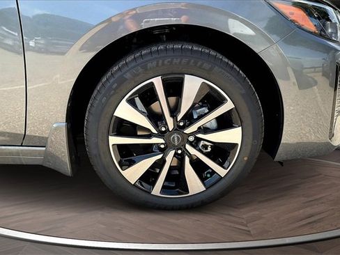 New 2025 Nissan Sentra SV w/ SV Premium Package image 12