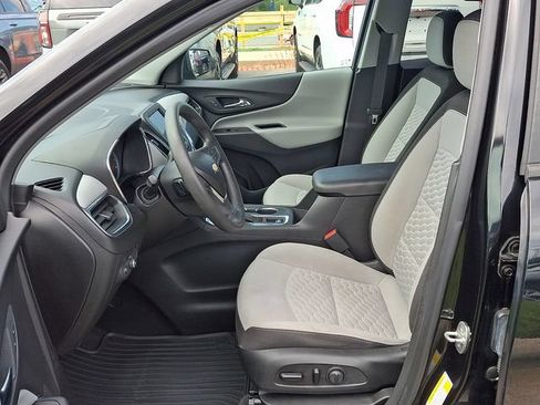 Used 2020 Chevrolet Equinox LS w/ LS Convenience Package FWD image 10