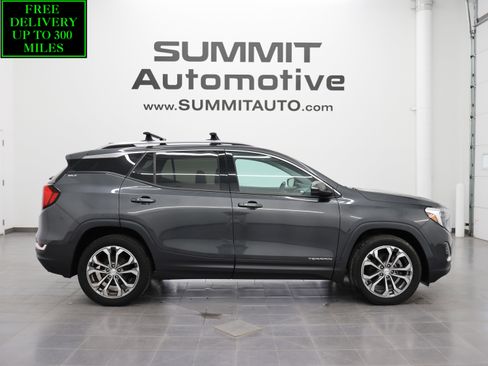 Used 2019 GMC Terrain SLT w/ Preferred Package image 1