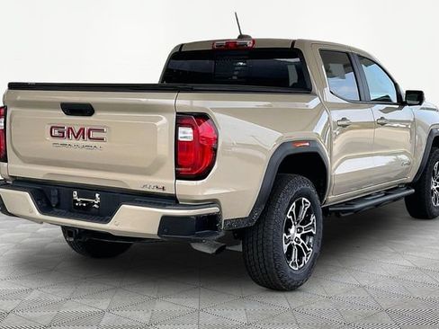 Used 2024 GMC Canyon AT4 w/ AT4 Premium Package AWD/4WD image 5