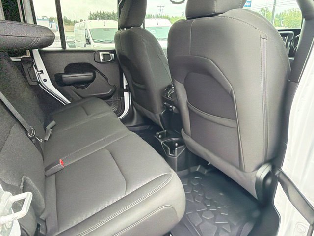 Used 2021 Jeep Wrangler Unlimited Sport AWD/4WD image 13