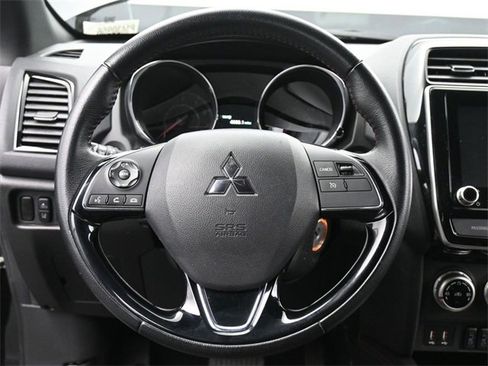 Used 2024 Mitsubishi Outlander Sport AWD image 28