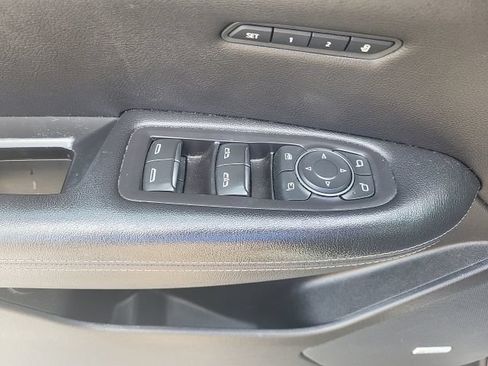 Used 2020 Cadillac XT5 Premium Luxury AWD/4WD image 32