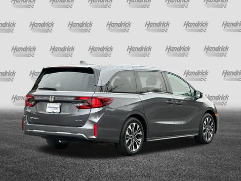 Used 2025 Honda Odyssey Elite image 5