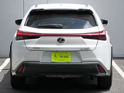 Used 2022 Lexus UX 200 w/ Accessory Package (Z2) FWD image 48