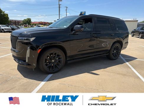 Used 2023 Cadillac Escalade Sport Platinum w/ LPO, ONYX Package AWD/4WD image 1