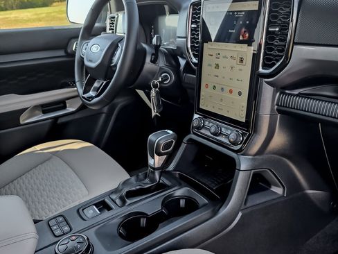 Used 2024 Ford Ranger XLT w/ Equipment Group 301A High image 26