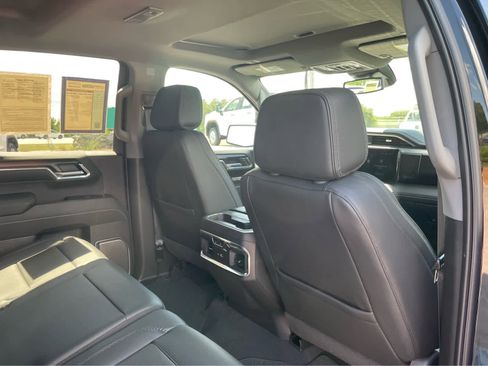 Used 2025 GMC Sierra 1500 Denali AWD/4WD image 24